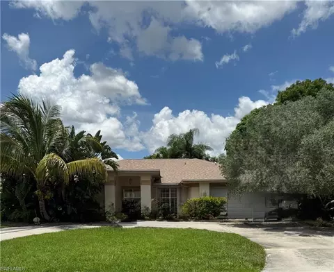 9973 Boca Ave N, Naples, FL 34109