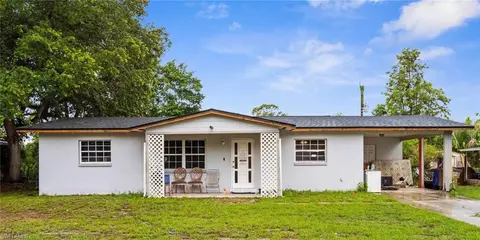 442 Muskegon Ave, Fort Myers, FL 33905