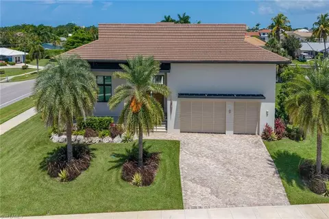 517 N Barfield Dr, Marco Island, FL 34145