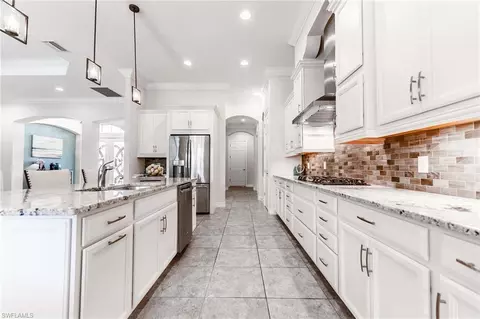 Kitchen - 1387 Mockingbird Dr, Naples, FL 34120 photo 4 of 6