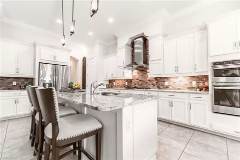 Kitchen - 1387 Mockingbird Dr, Naples, FL 34120 photo 2 of 6