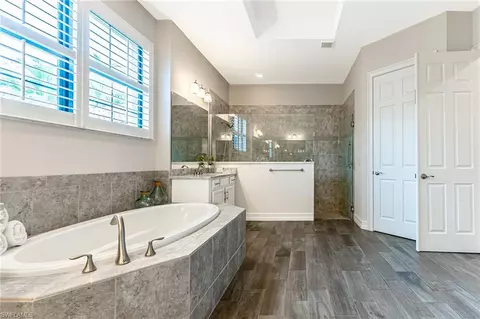 Bath - 1387 Mockingbird Dr, Naples, FL 34120 photo 3 of 6