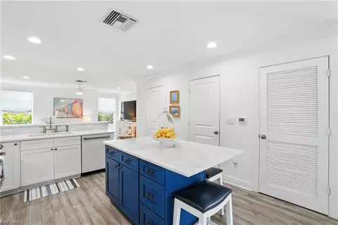 719 Park Ave, Naples, FL 34110 photo 8