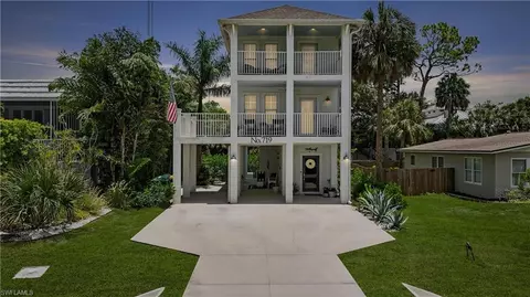 719 Park Ave, Naples, FL 34110 photo 3
