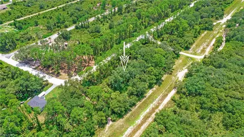 4235 E 31st St, Alva, FL 33920 photo 5