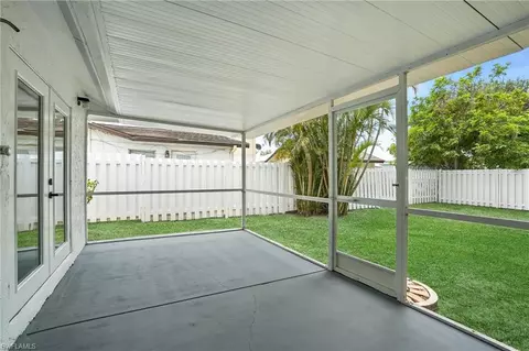 Exterior - 1336 Highlands Dr, Naples, FL 34103 photo 2 of 4