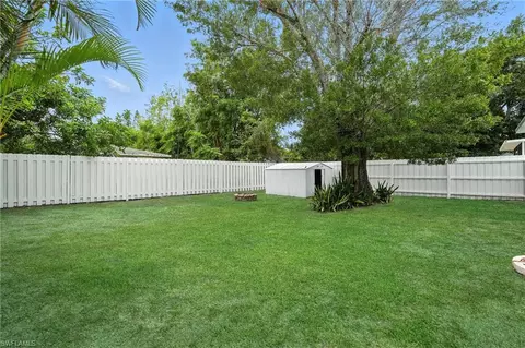 Exterior - 1336 Highlands Dr, Naples, FL 34103 photo 4 of 4