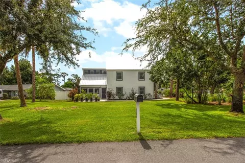 6384 Morgan La Fee Ln, Fort Myers, FL 33912