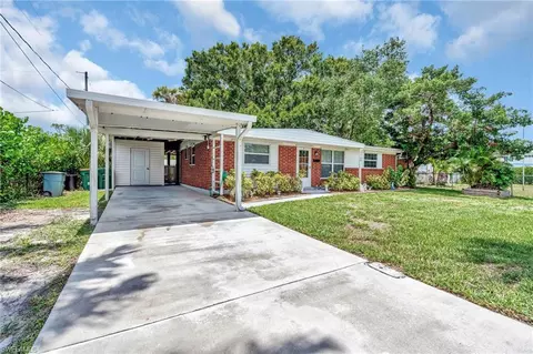 2160 Harbor Ln, Naples, FL 34104 photo 43