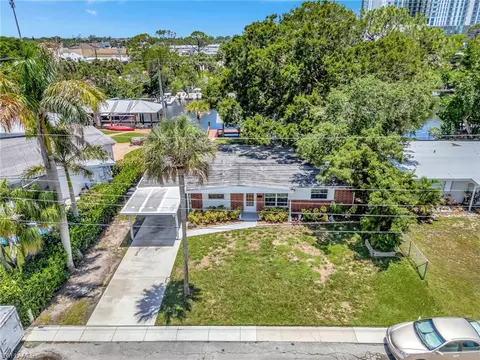 2160 Harbor Ln, Naples, FL 34104 photo 42