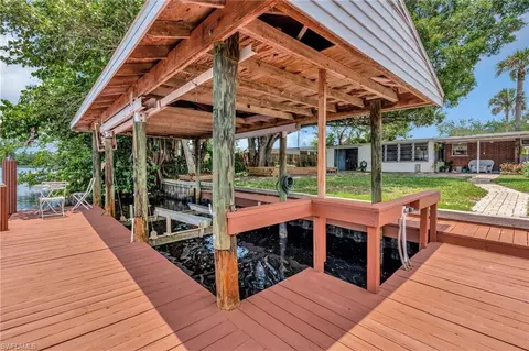 2160 Harbor Ln, Naples, FL 34104 photo 6