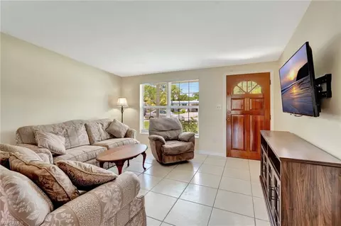 2160 Harbor Ln, Naples, FL 34104 photo 8