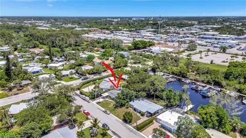 2160 Harbor Ln, Naples, FL 34104 photo 35