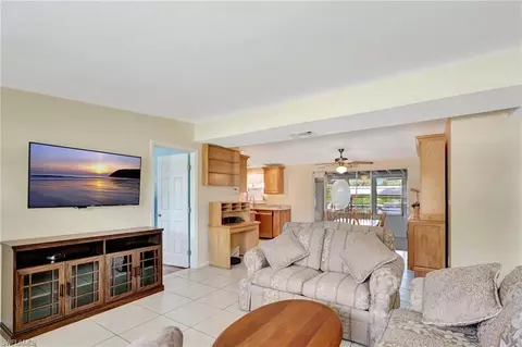 2160 Harbor Ln, Naples, FL 34104 photo 10