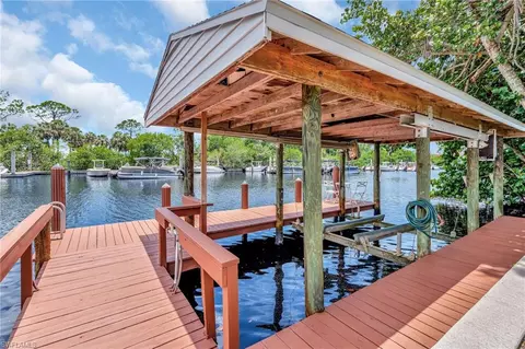 2160 Harbor Ln, Naples, FL 34104 photo 7