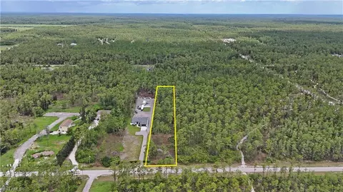 4 Th Ave NE, Naples, FL 34120