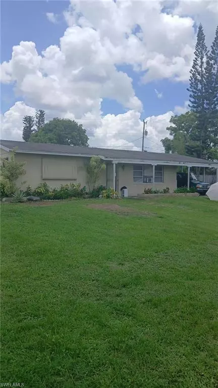 506 York Rd, Lehigh Acres, FL 33936