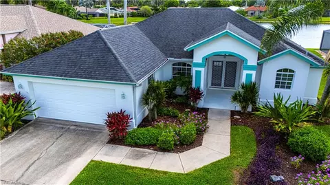 926 Marble Dr, Naples, FL 34104