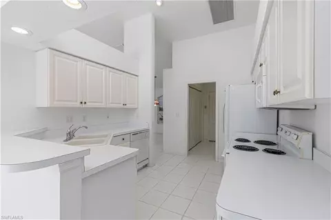 Kitchen - 926 Marble Dr, Naples, FL 34104 photo 2 of 3