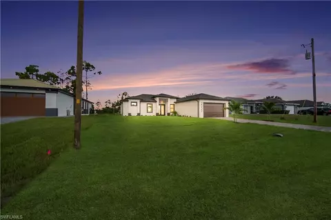 2032 NE 34th St, Cape Coral, FL 33909