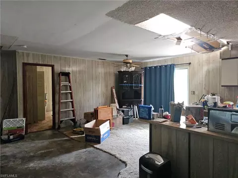 Living - 2050 Evans Rd, Labelle, FL 33935 photo 3 of 3