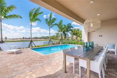 20738 Fair Oak Ln, Estero, FL 33928 photo 4
