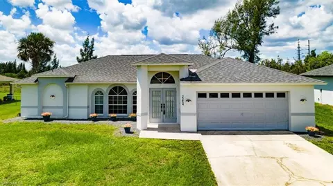 2254 SW 4th St, Cape Coral, FL 33991