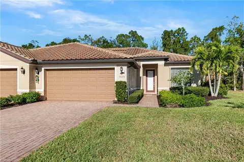 9078 Triangle Palm Ln, Fort Myers, FL 33913