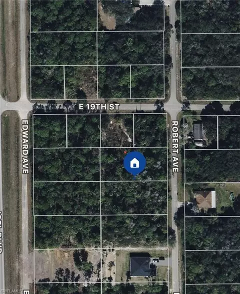 1821 Robert Ave, Lehigh Acres, FL 33972