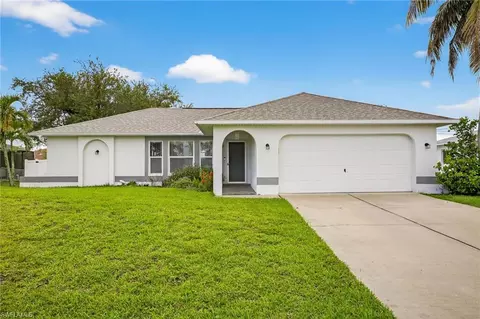 309 SE 15th St, Cape Coral, FL 33990
