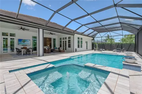Exterior - 3187 Cotuit Ln, Naples, FL 34114 photo 4 of 8