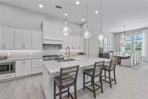 Kitchen - 3187 Cotuit Ln, Naples, FL 34114 photo 2 of 4