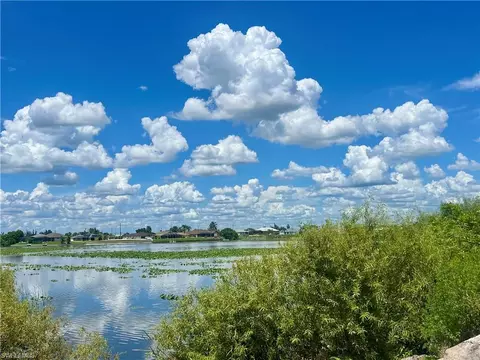 319 NW 11th Ter, Cape Coral, FL 33993