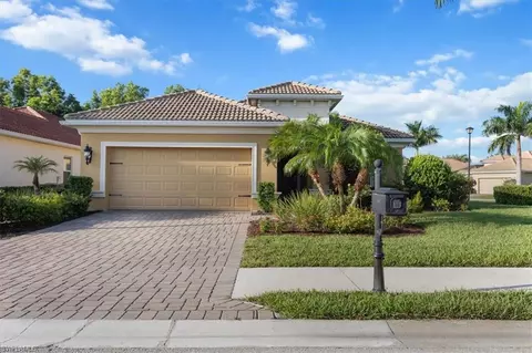 14607 Manchester Dr, Naples, FL 34114