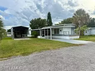 1026 Ridgewater Ln, Moore Haven, FL 33471 photo 3