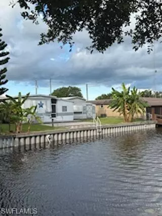 1026 Ridgewater Ln, Moore Haven, FL 33471