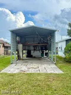 1026 Ridgewater Ln, Moore Haven, FL 33471 photo 4