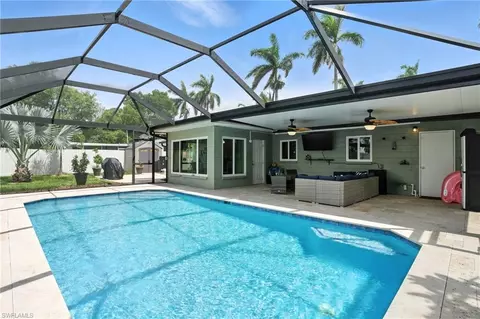 1423 Charles Rd, Fort Myers, FL 33919