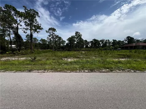 1304 W 9th St, Lehigh Acres, FL 33972