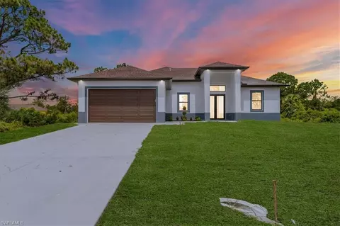 624 Beach Ave S, Lehigh Acres, FL 33974