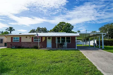 4180 Coconut Cir S, Naples, FL 34104