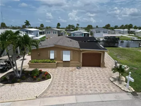 17871 Stevens Blvd, Fort Myers Beach, FL 33931