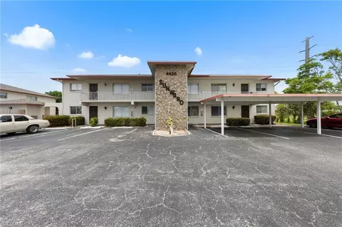 4420 Santa Barbara Blvd #105, Cape Coral, FL 33914
