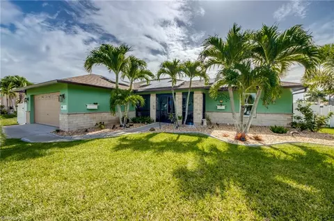 4425 SW 14th Pl, Cape Coral, FL 33914