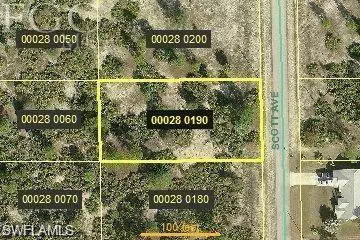 613 Scott Ave, Lehigh Acres, FL 33972