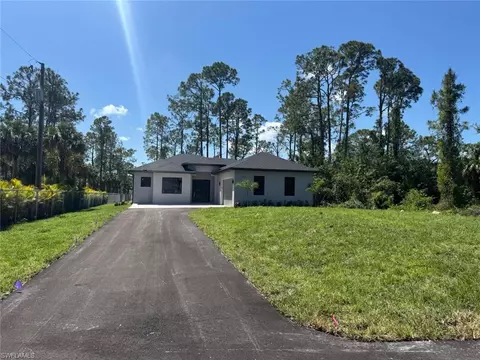 2562 60th Ave NE, Naples, FL 34120
