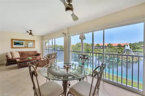 6720 Beach Resort Dr #10, Naples, FL 34114