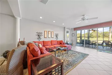 4660 Winged Foot Ct #104, Naples, FL 34112