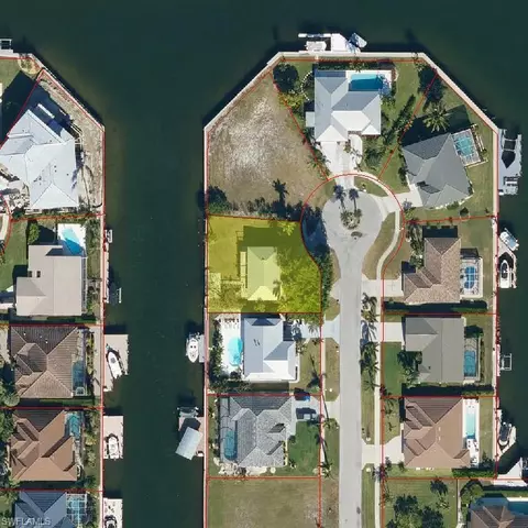 458 Capri Ct, Marco Island, FL 34145