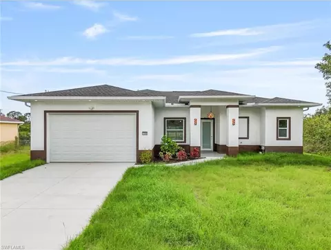 2505 43rd St SW, Lehigh Acres, FL 33976